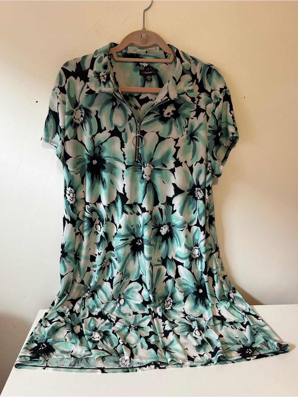 Cocomo Mint, Black & White Floral Zip-Front Midi Dress